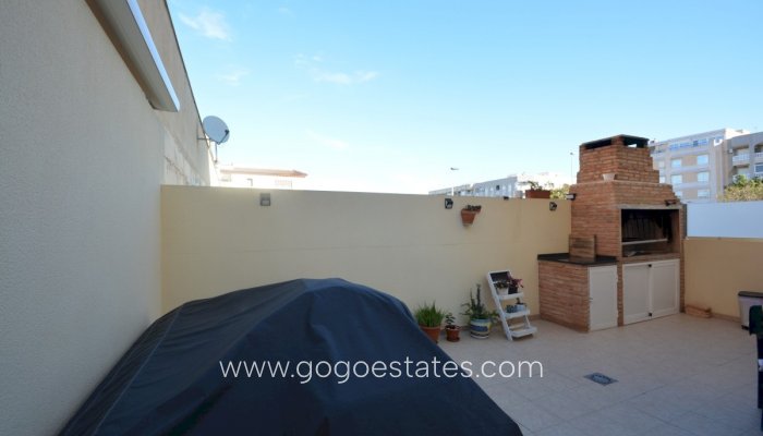 Te koop - Huis - Halfvrijstaande woning - Guardamar del Segura - Guardamar del Segura Centro