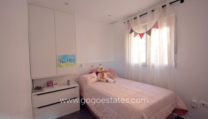 Te koop - Huis - Halfvrijstaande woning - Guardamar del Segura - Guardamar del Segura Centro