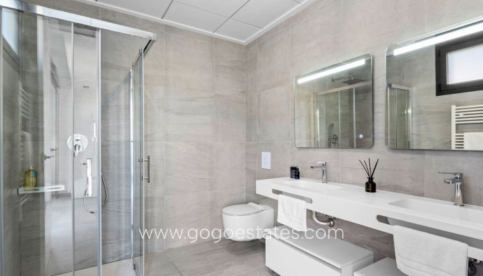 Te koop - Huis - Vrijstaande Villa - San Miguel De Salinas - San Miguel de Salinas Centro