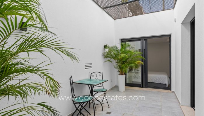 Te koop - Huis - Vrijstaande Villa - San Miguel De Salinas - San Miguel de Salinas Centro