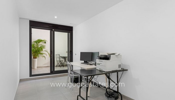 Te koop - Huis - Vrijstaande Villa - San Miguel De Salinas - San Miguel de Salinas Centro