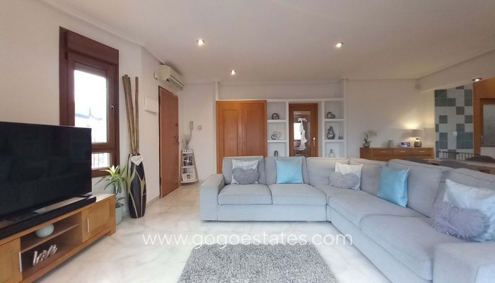 Te koop - Huis - Vrijstaande Villa - Algorfa - Algorfa Centro