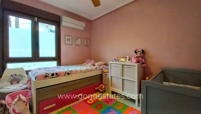 Te koop - Huis - Vrijstaande Villa - Algorfa - Algorfa Centro