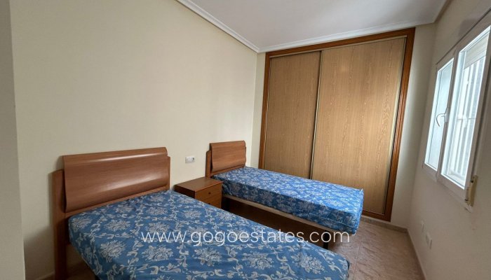 Te koop - Appartement - Appartement op de bovenste verdieping - Almoradi - Almoradi Centro