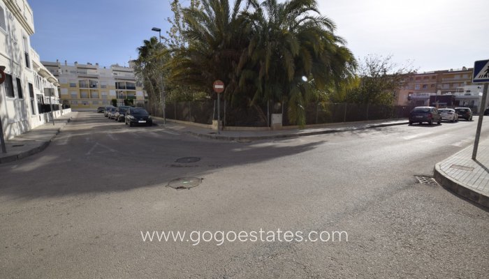 Te koop - Huis - Vrijstaande Villa - Formentera de Segura - Formentera Del Segura