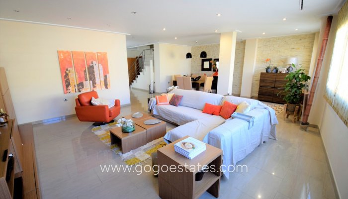 Te koop - Huis - Stadswoning - Guardamar del Segura - Guardamar del Segura Centro