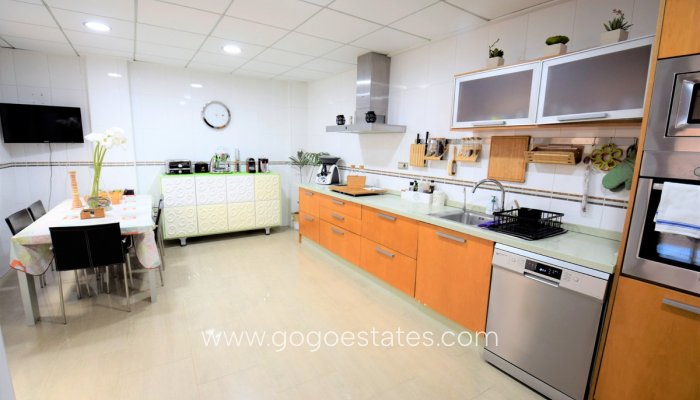 Te koop - Huis - Stadswoning - Guardamar del Segura - Guardamar del Segura Centro