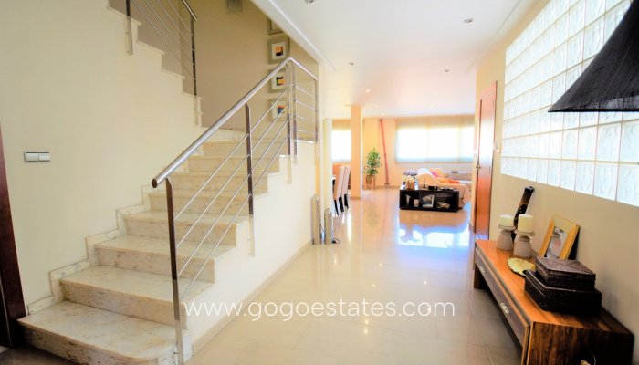 Te koop - Huis - Stadswoning - Guardamar del Segura - Guardamar del Segura Centro