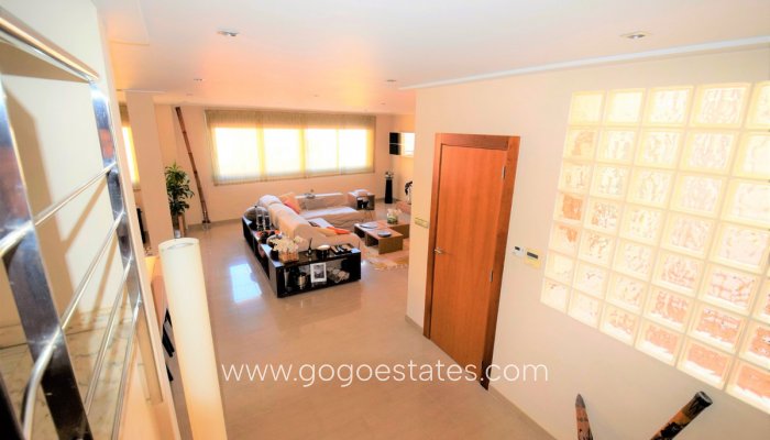 Te koop - Huis - Stadswoning - Guardamar del Segura - Guardamar del Segura Centro