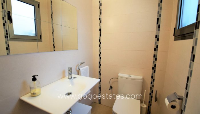 Te koop - Huis - Stadswoning - Guardamar del Segura - Guardamar del Segura Centro