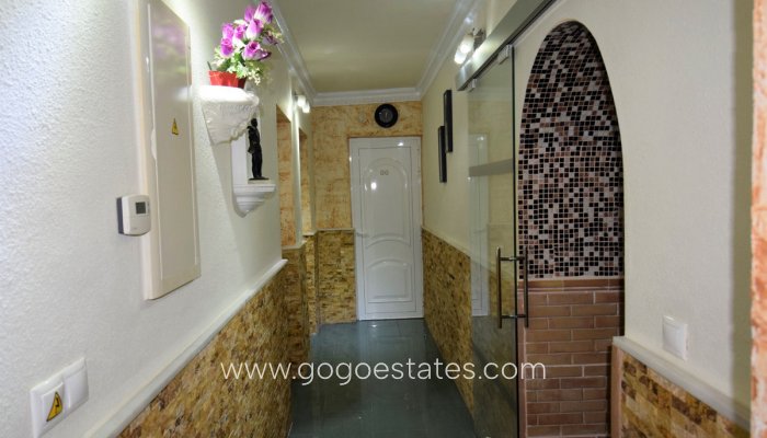 Te koop - Huis - Vrijstaande Villa - Guardamar del Segura - Guardamar del Segura Centro