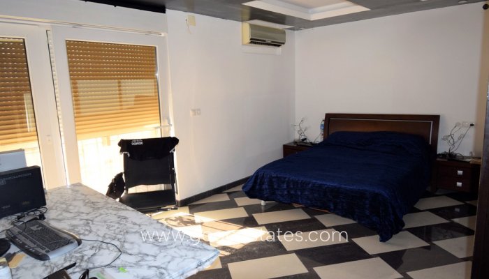 Te koop - Huis - Vrijstaande Villa - Guardamar del Segura - Guardamar del Segura Centro