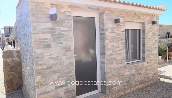 Te koop - Huis - Vrijstaande Villa - Guardamar del Segura - Guardamar del Segura Centro