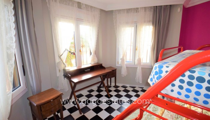 Te koop - Huis - Vrijstaande Villa - Guardamar del Segura - Guardamar del Segura Centro