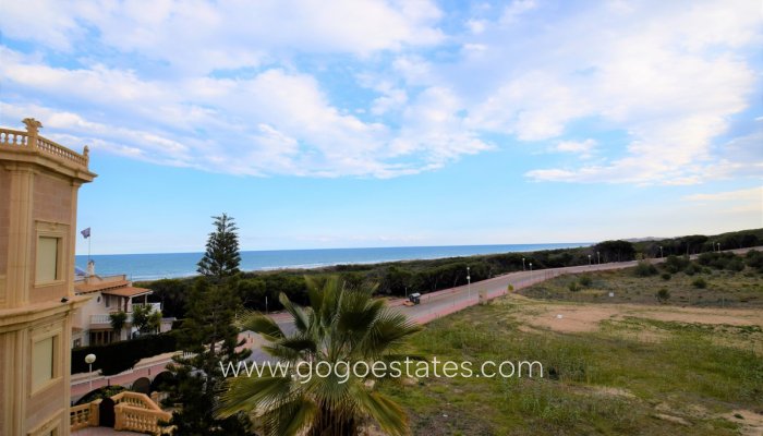 Te koop - Huis - Vrijstaande Villa - Guardamar del Segura - Guardamar del Segura Centro