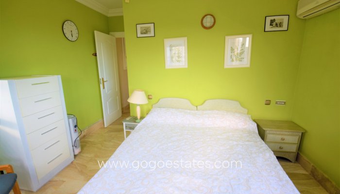 Te koop - Huis - Vrijstaande Villa - Guardamar del Segura - Guardamar del Segura Centro