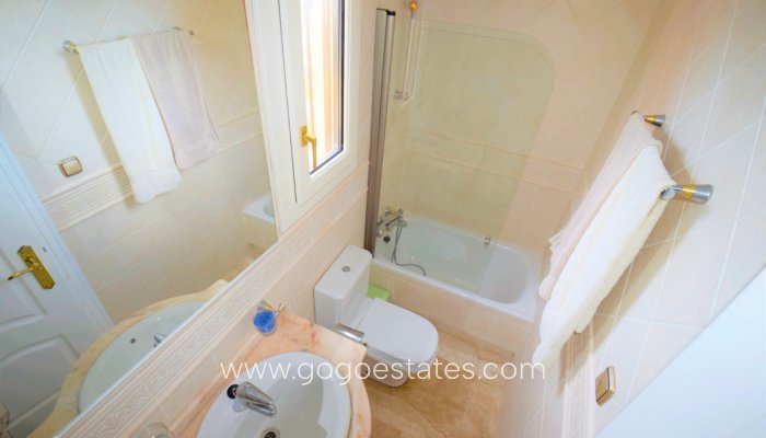 Te koop - Huis - Vrijstaande Villa - Guardamar del Segura - Guardamar del Segura Centro