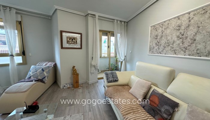 Te koop - Appartement - Appartement op de middelste verdieping - Guardamar del Segura - Guardamar del Segura Centro