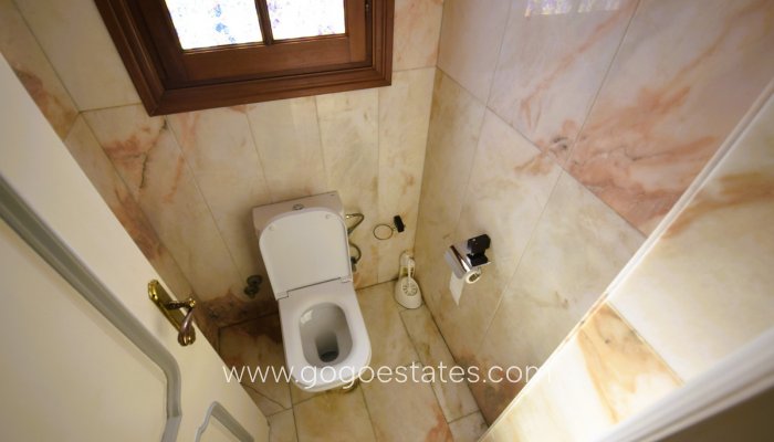 Te koop - Huis - Vrijstaande Villa - Torrevieja - Torrevieja Centro