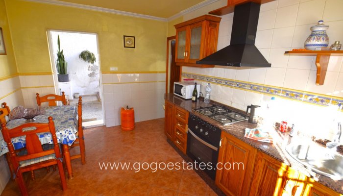 Te koop - Huis - Halfvrijstaande woning - Guardamar del Segura - Guardamar del Segura Centro