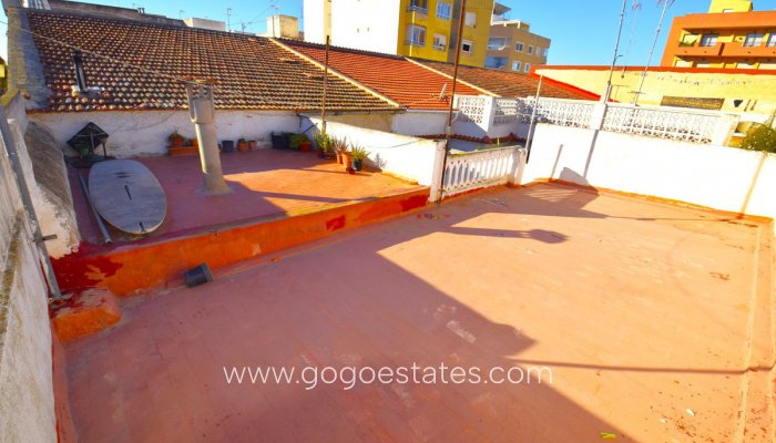 Te koop - Huis - Halfvrijstaande woning - Guardamar del Segura - Guardamar del Segura Centro