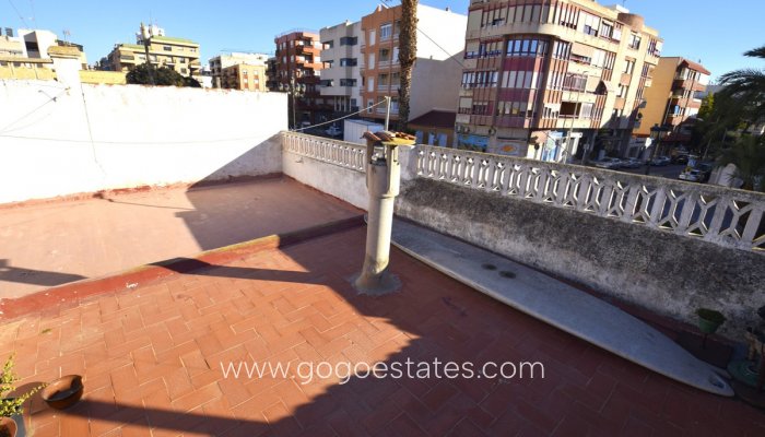 Te koop - Huis - Halfvrijstaande woning - Guardamar del Segura - Guardamar del Segura Centro