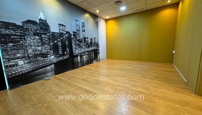 Te koop - Commercieel - Overig - Guardamar del Segura - Guardamar del Segura Centro