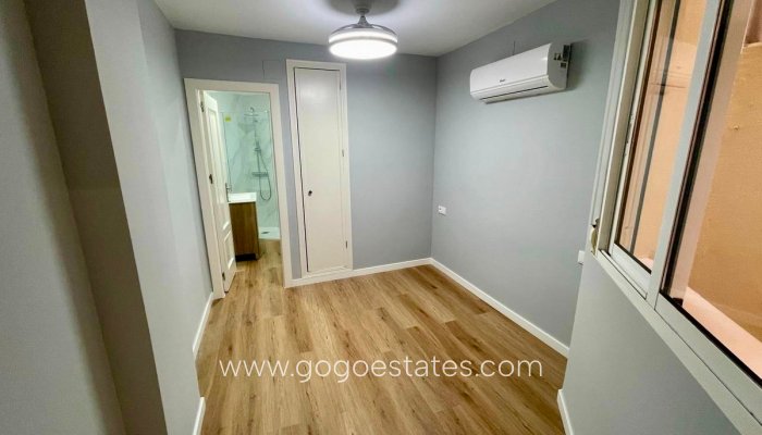 Te koop - Appartement - Begane Grond Appartement - Torrevieja - Torrevieja Centro