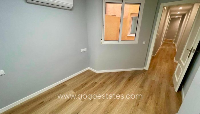 Te koop - Appartement - Begane Grond Appartement - Torrevieja - Torrevieja Centro