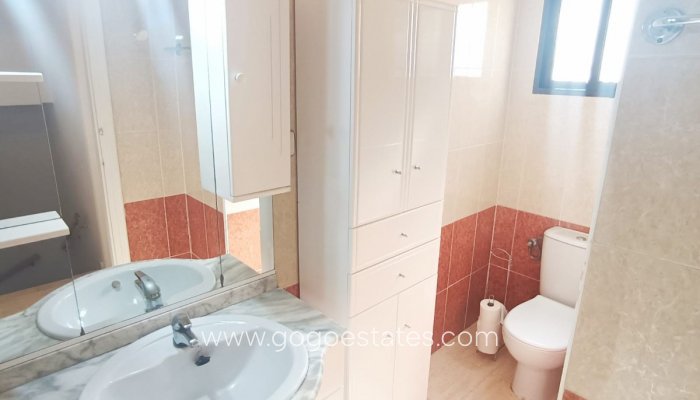 Te koop - Huis - Stadswoning - Torrevieja - Torrevieja Centro