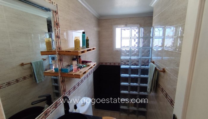 Te koop - Appartement - Appartement op de middelste verdieping - Torrevieja - Torrevieja Centro