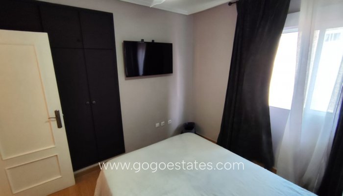 Te koop - Appartement - Appartement op de middelste verdieping - Torrevieja - Torrevieja Centro