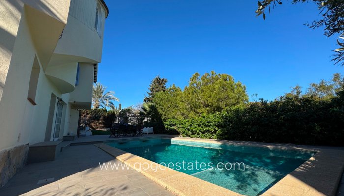 Te koop - Huis - Vrijstaande Villa - Orihuela - La Zenia