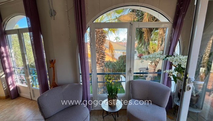 Te koop - Huis - Vrijstaande Villa - Orihuela - La Zenia