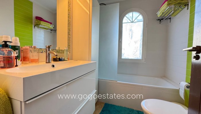 Te koop - Huis - Vrijstaande Villa - Orihuela - La Zenia