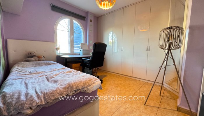 Te koop - Huis - Vrijstaande Villa - Orihuela - La Zenia