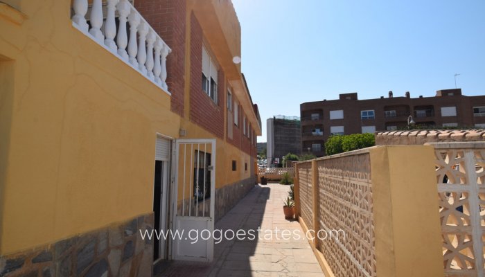 Te koop - Huis - Vrijstaande Villa - Guardamar del Segura - Guardamar del Segura Centro