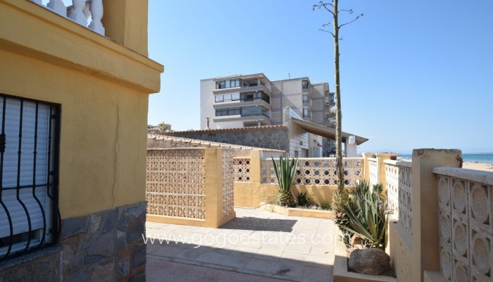 Te koop - Huis - Vrijstaande Villa - Guardamar del Segura - Guardamar del Segura Centro