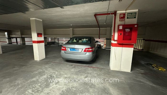 Te koop - Commercieel - Garage - Guardamar del Segura - Guardamar del Segura Centro