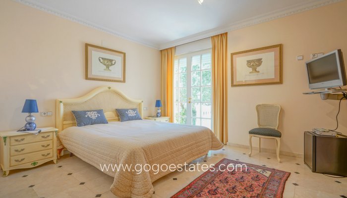 Te koop - Huis - Vrijstaande Villa - Sella