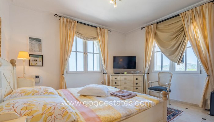 Te koop - Huis - Vrijstaande Villa - Sella