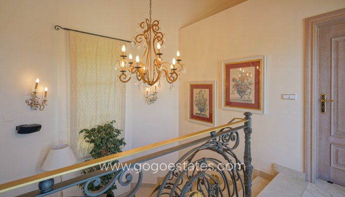 Te koop - Huis - Vrijstaande Villa - Sella