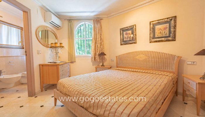 Te koop - Huis - Vrijstaande Villa - Sella