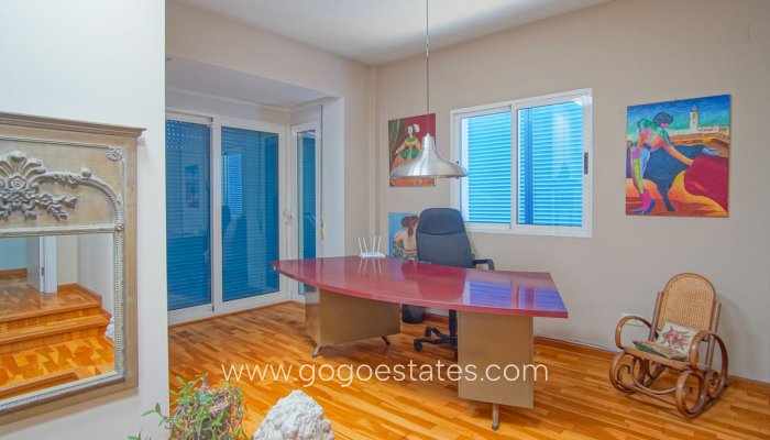 Te koop - Huis - Vrijstaande Villa - Pedreguer - Pedreguer Centro