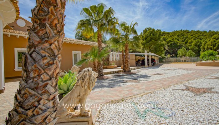 Te koop - Huis - Vrijstaande Villa - La Nucía - La Nucia Centro