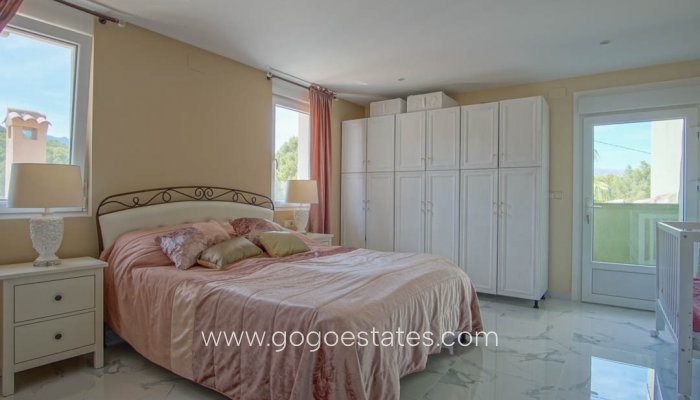 Te koop - Huis - Vrijstaande Villa - La Nucía - La Nucia Centro