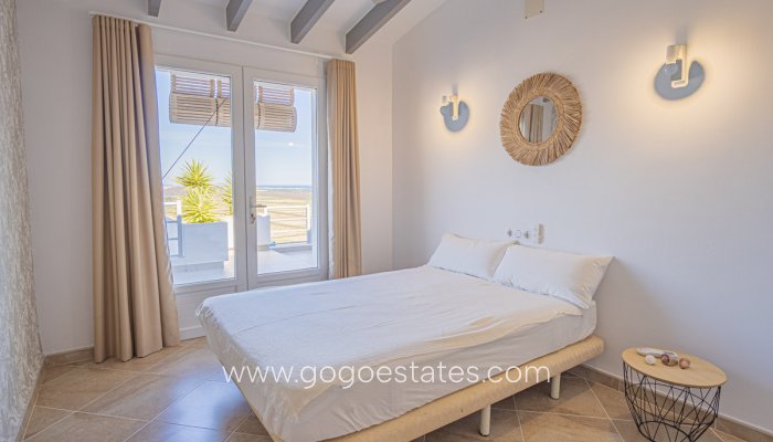 Te koop - Huis - Vrijstaande Villa - Pego - Pego Centro