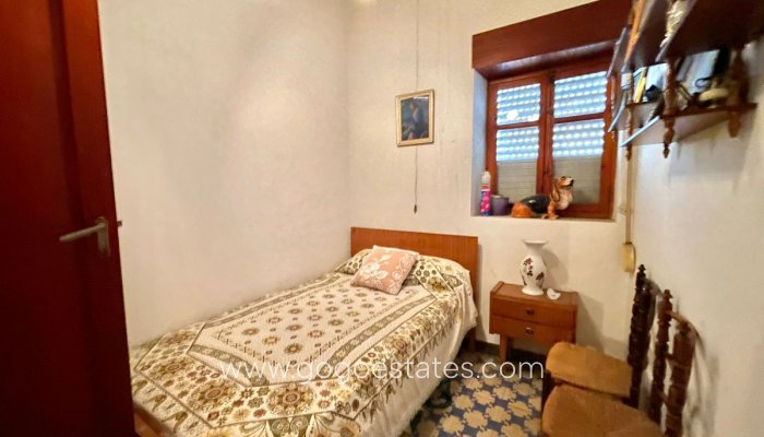 Te koop - Huis - Stadswoning - Pedreguer - Pedreguer Centro