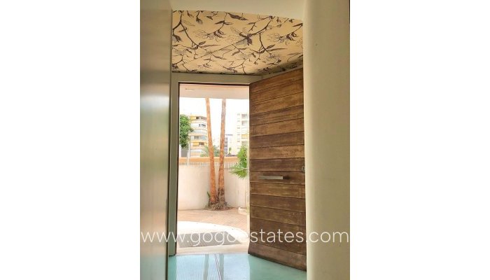 Te koop - Huis - Vrijstaande Villa - Elche - El Altet