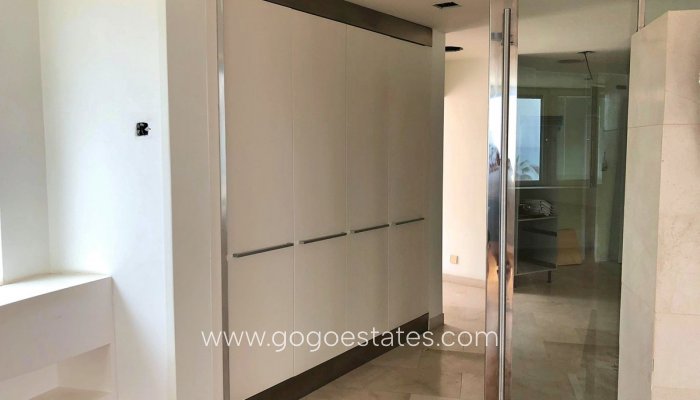 Te koop - Huis - Vrijstaande Villa - Elche - El Altet